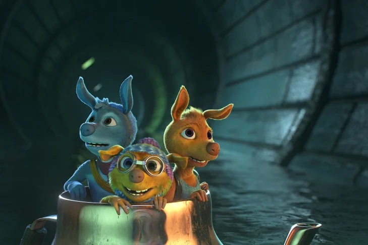 Tradewind-Pictures - Mucklas_Filmstill_10_Svunja+Tjorben+Smartö in Kanne auf Wasser