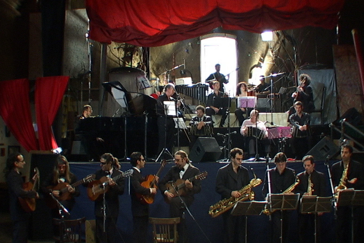 Tradewind-Pictures - 12 Tangos - 03